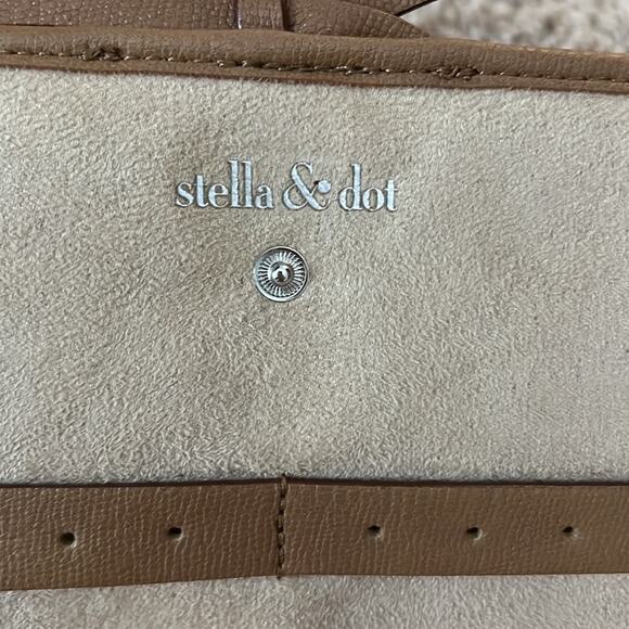 STELLA & DOT Striped Behold Travel Jewelry Case in excellent shape. - Picture 3 of 8
